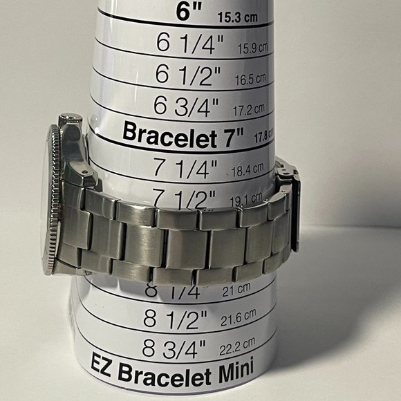 Georgia Bulldogs OFFICIAL NCAA Stainless-Steel Watch by Jack Mason !!!NEW!!! - Picture 10 of 10